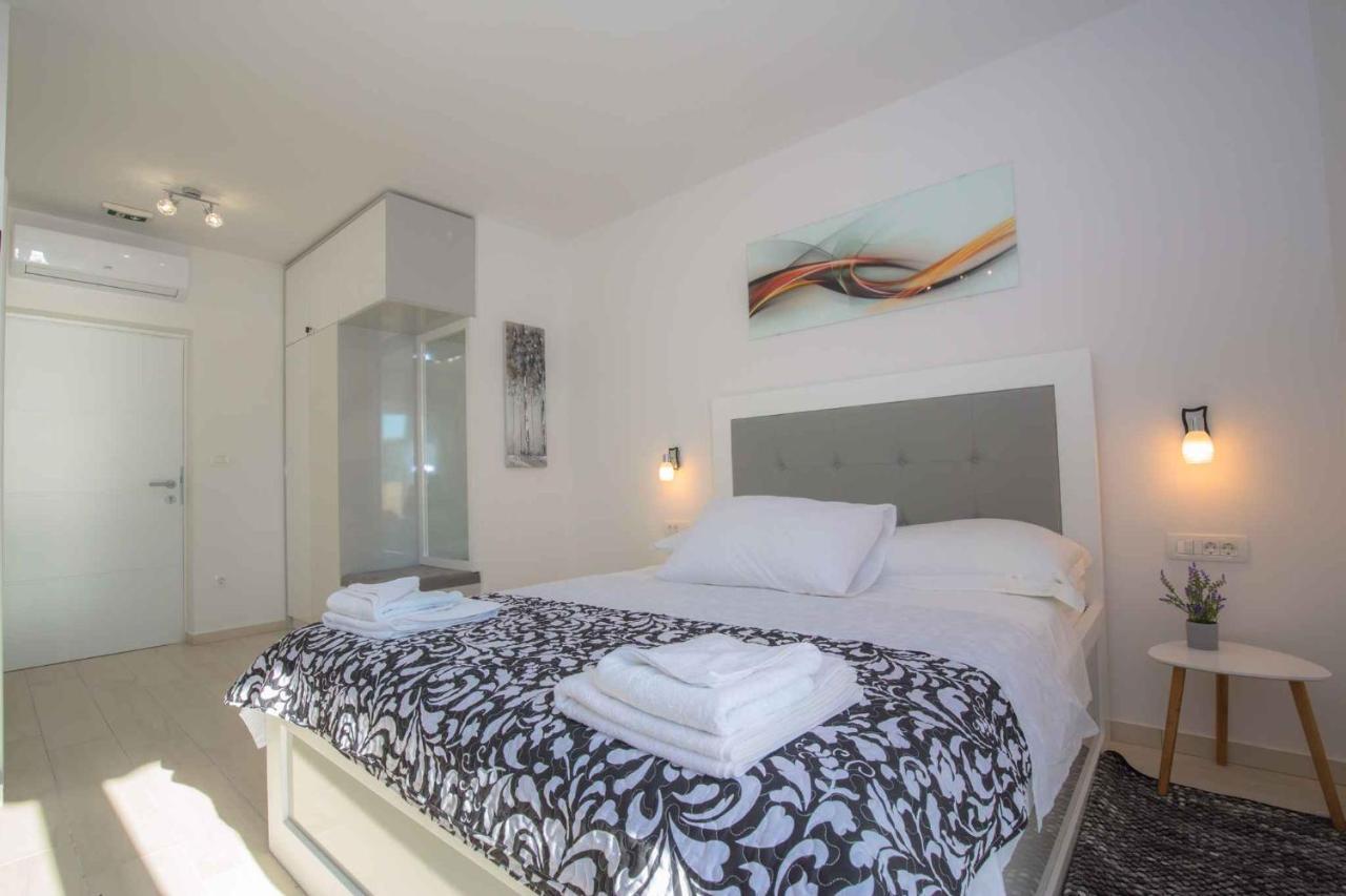 Apartments In Rogoznica 40364 מראה חיצוני תמונה