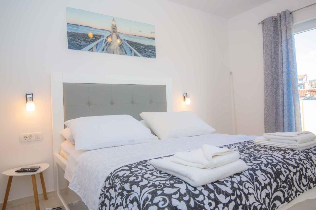 Apartments In Rogoznica 40364 מראה חיצוני תמונה