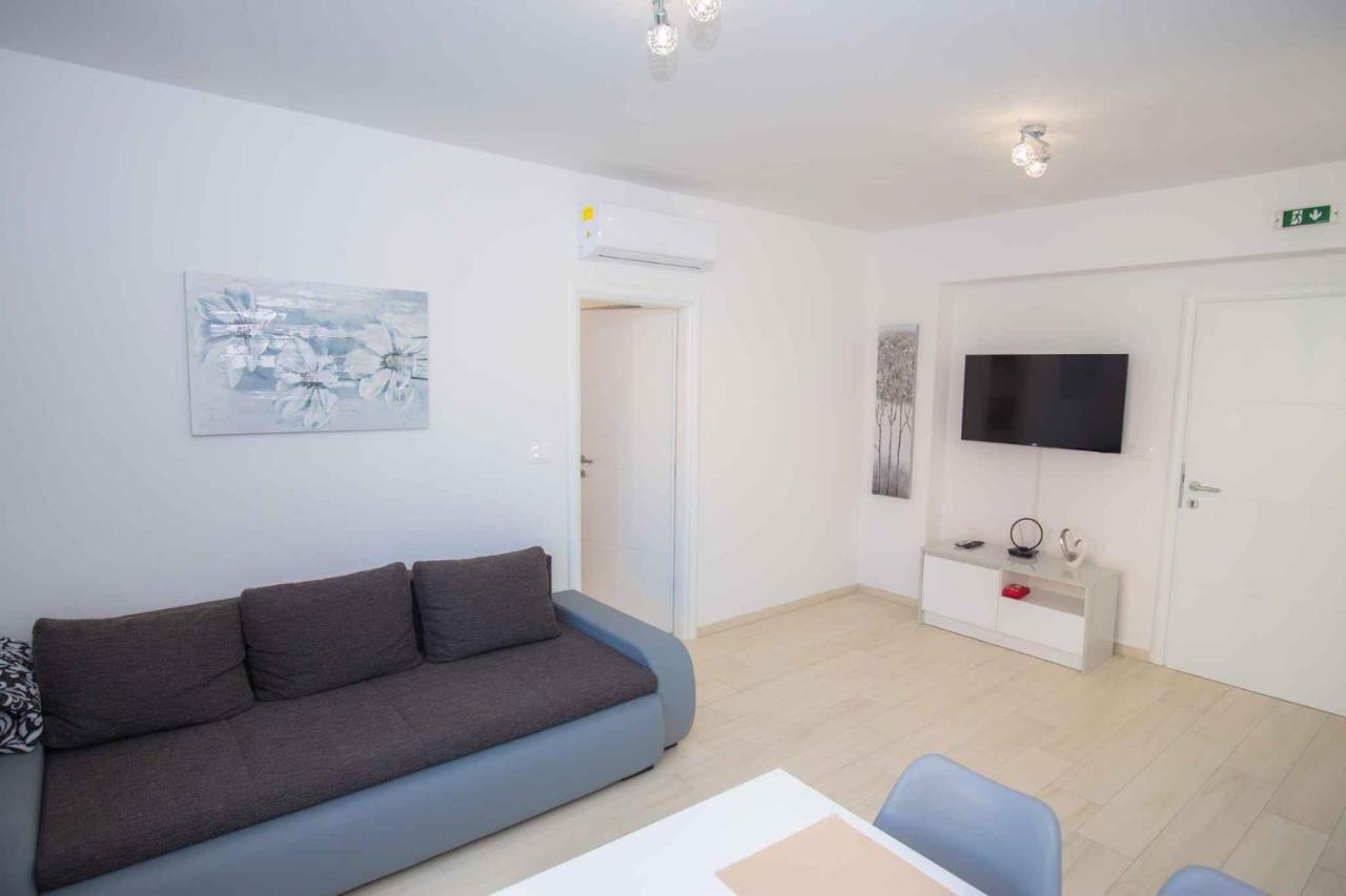 Apartments In Rogoznica 40364 מראה חיצוני תמונה