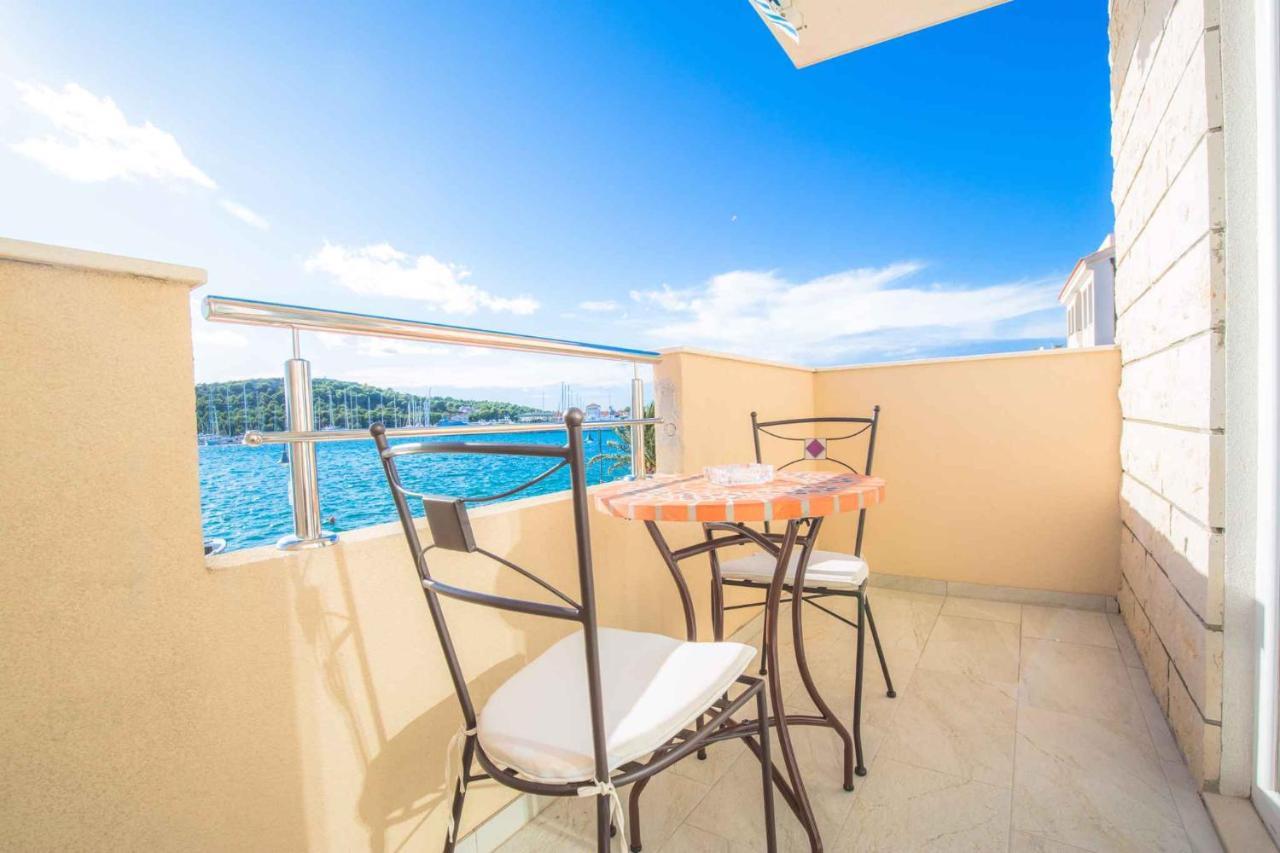 Apartments In Rogoznica 40364 מראה חיצוני תמונה