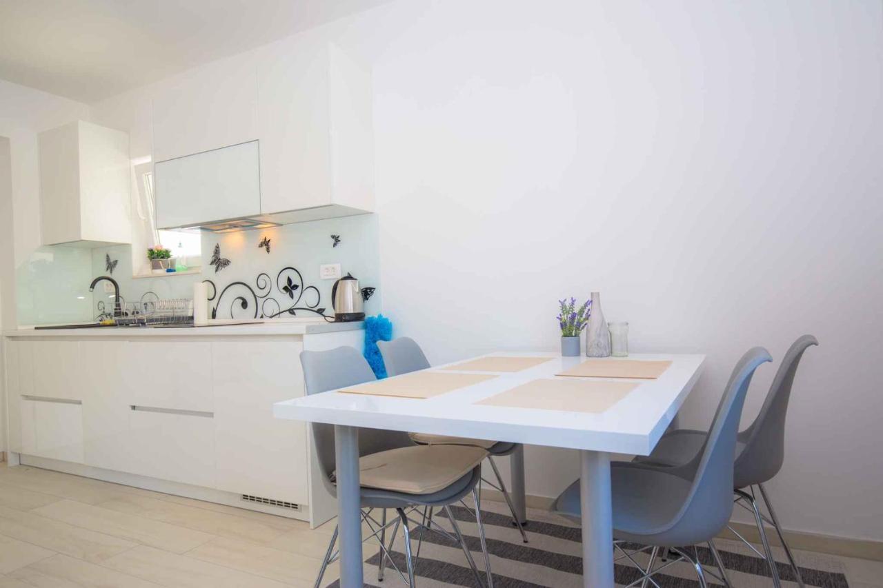 Apartments In Rogoznica 40364 מראה חיצוני תמונה