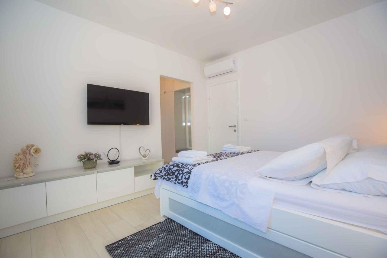 Apartments In Rogoznica 40364 מראה חיצוני תמונה