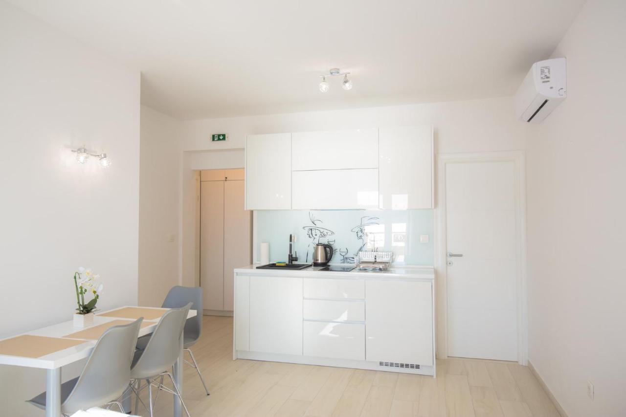 Apartments In Rogoznica 40364 מראה חיצוני תמונה